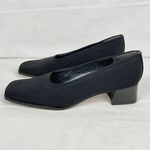 Stuart Weitzman Black Fabric Square Toe Block Heel Pump Shoe Sz 10 B Vintage 90s